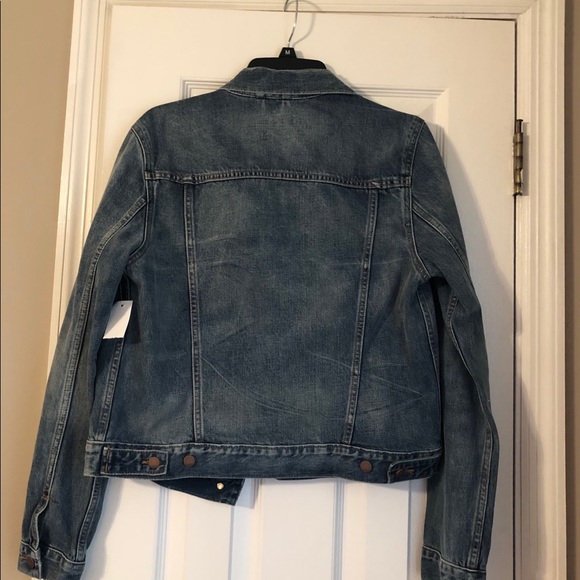 GAP Denim Jacket NWT Timeless Classic Style GORGEOUS Color Super Flattering😊 - Picture 8 of 8